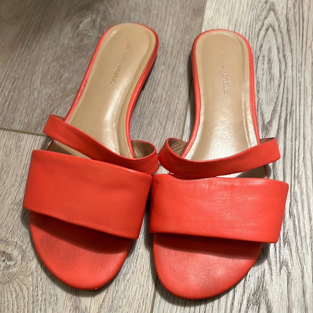 Super comfortable sandals, 100% leather